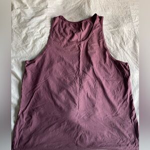 Men’s lululemon plum tank